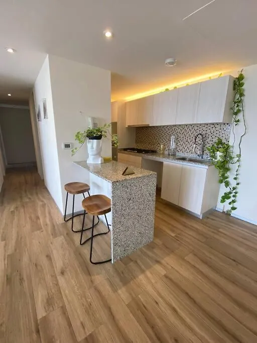 Suite Lujo Y Confort A96 Guadalajara Apartment